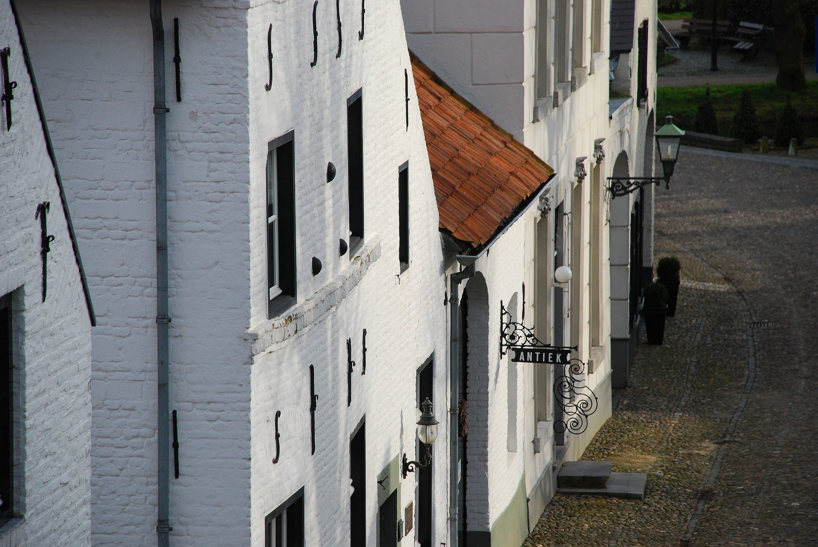 Thorn, the white village