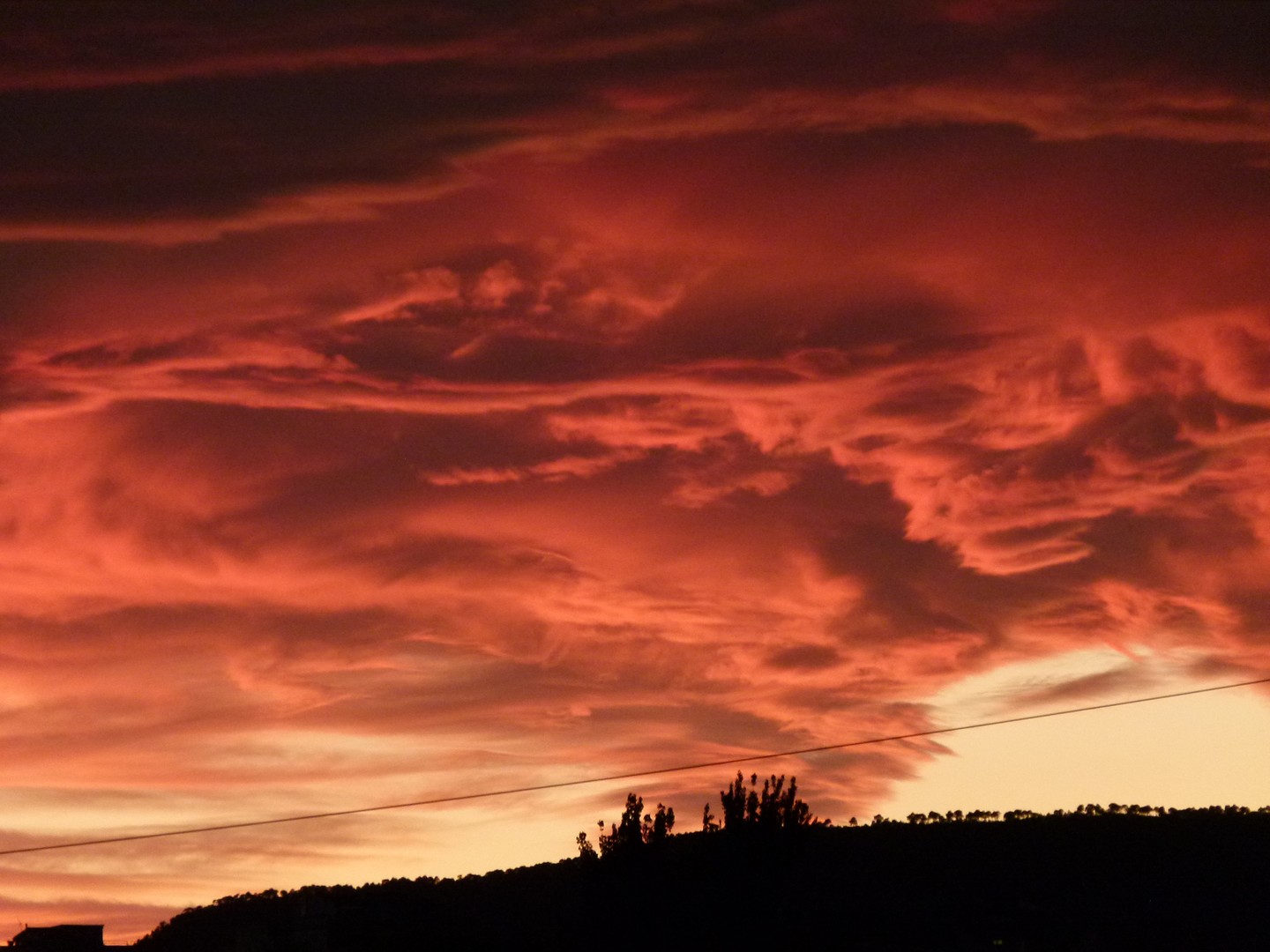 Cielo Ardiente