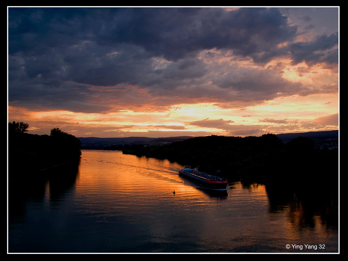 Sonnenuntergang in Mainz