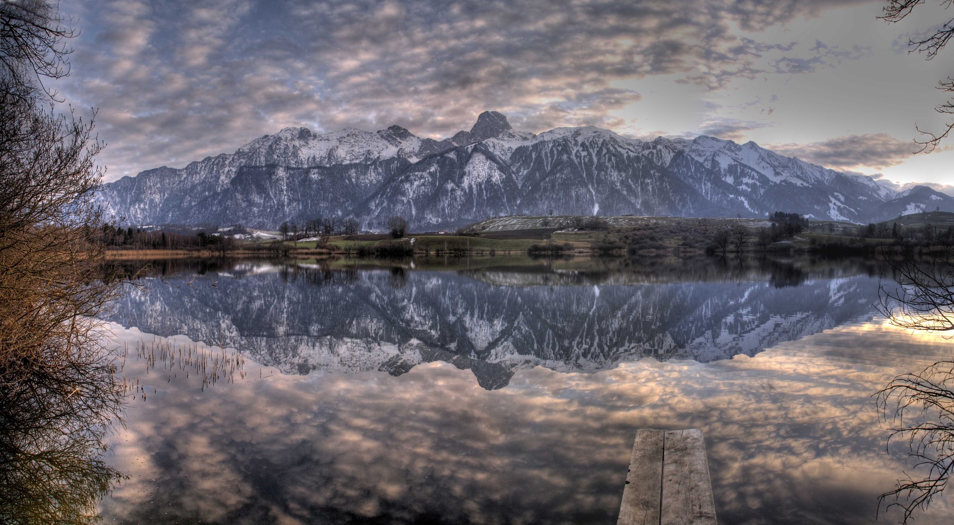 Uebischisee mit Stockhorn