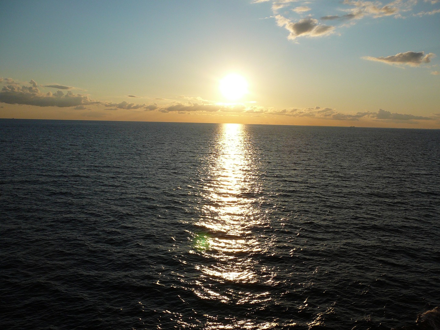 Sonnenaufgang über der Ostsee