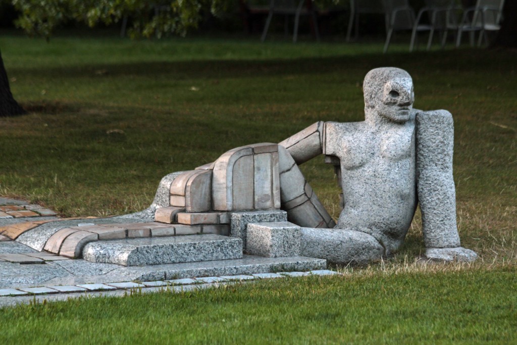 Skulptur am "See". 