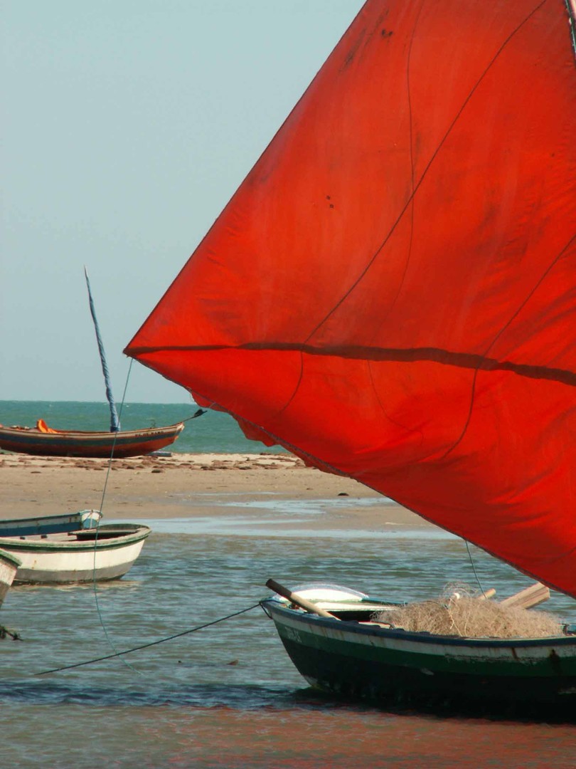 Fischerboot am Strand von Jericoacoara/Brasilien