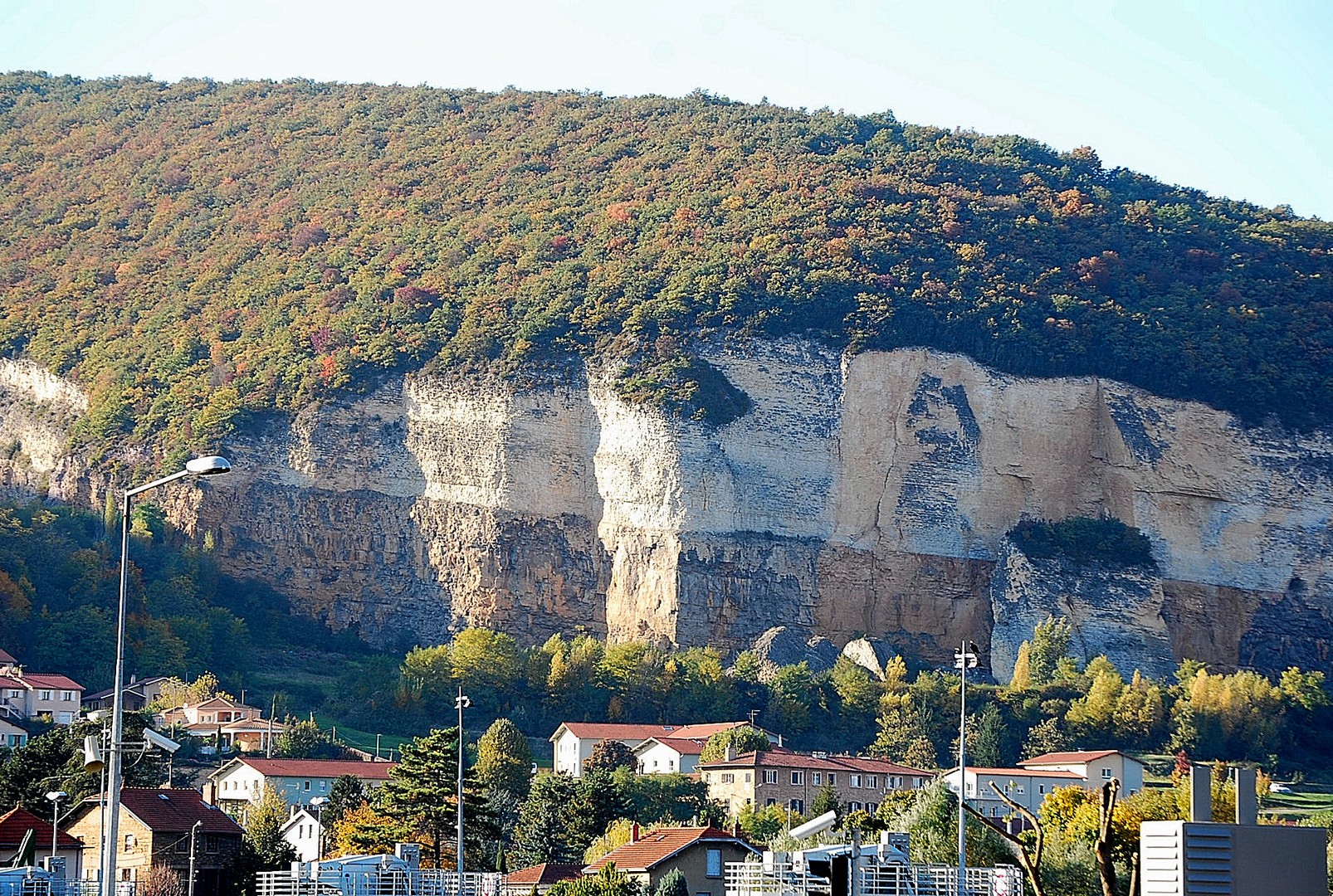 Falaise.