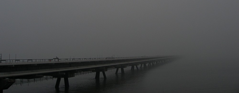 Brücke ins Nirgendwo