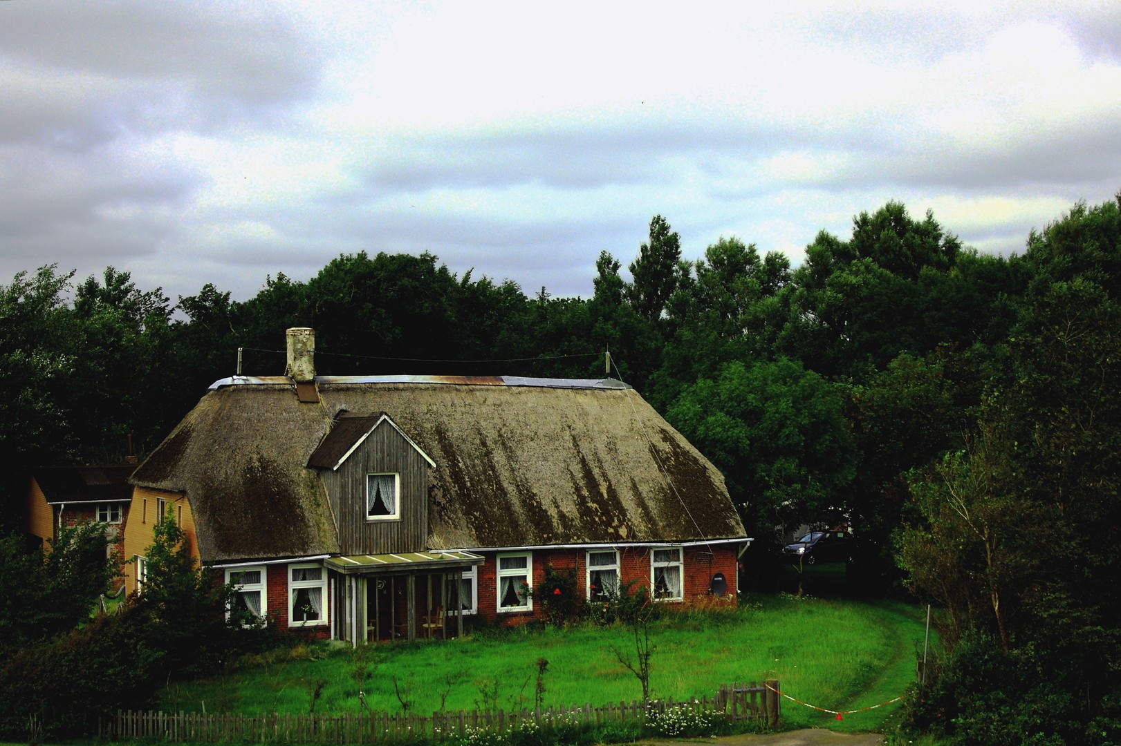 Haus hinterm Deich