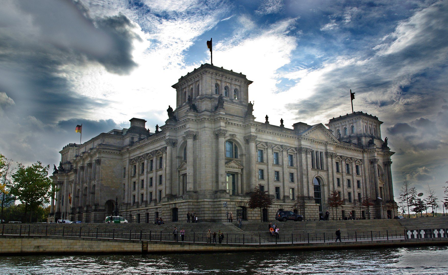 Reichstag/Bundestag im gegenlicht