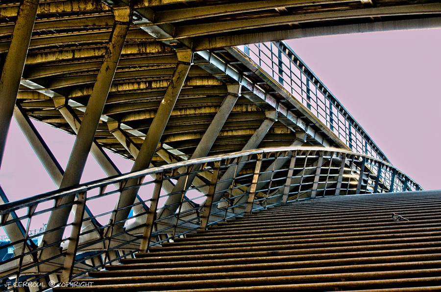 Paris Passerelle