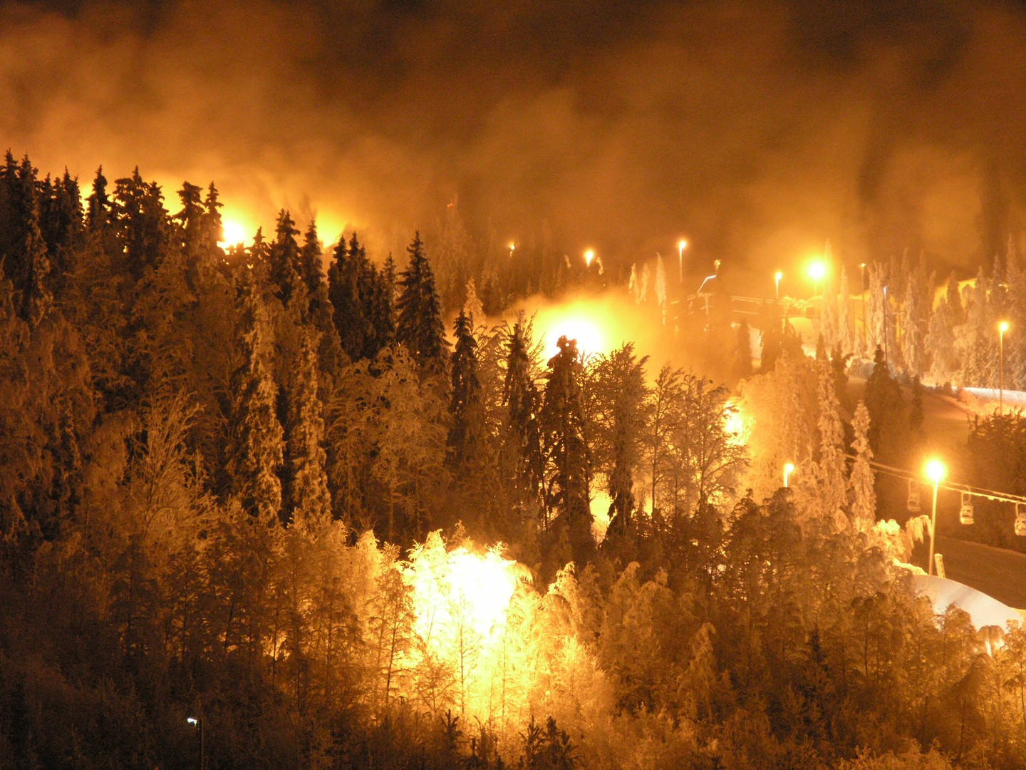 Schnee kanonen in der Nacht