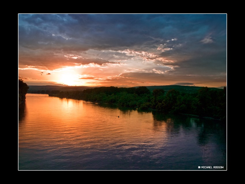 Sonnenuntergang am Rhein