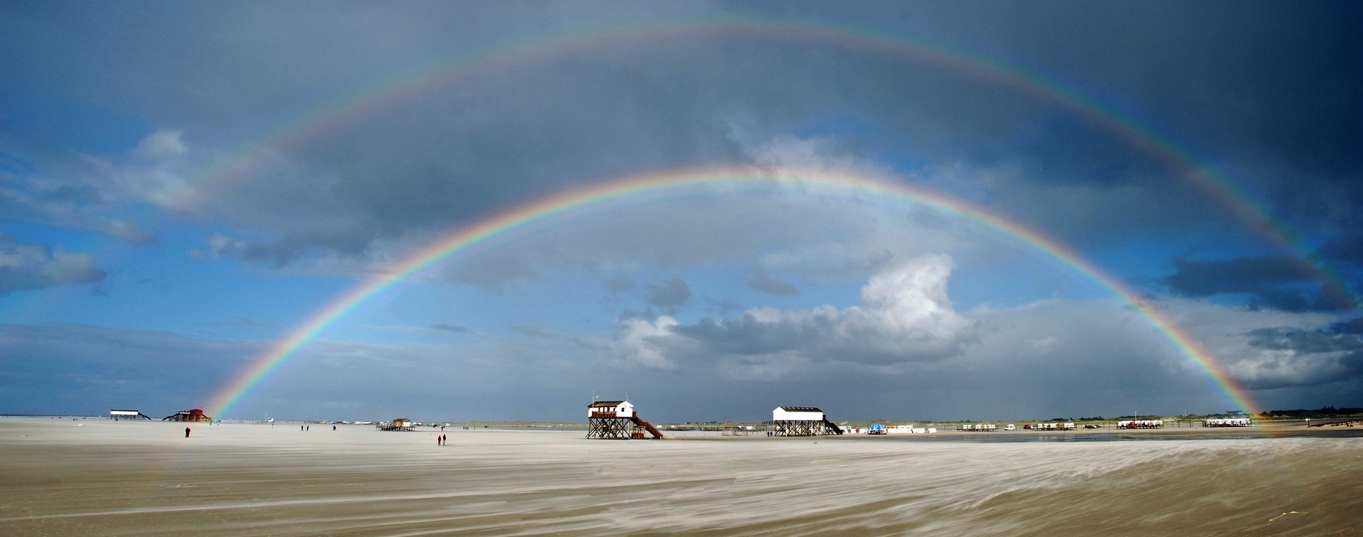 Doppelregenbogen am Strand von St. Peter Ording