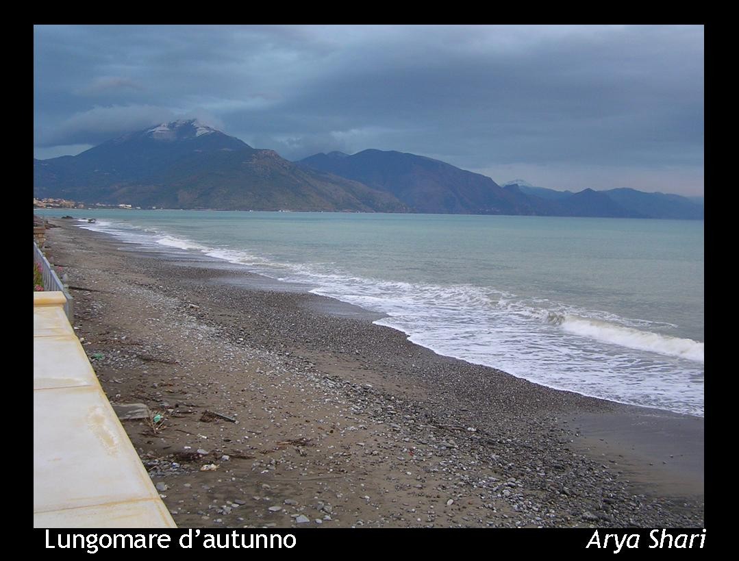 Lungomare in autunno