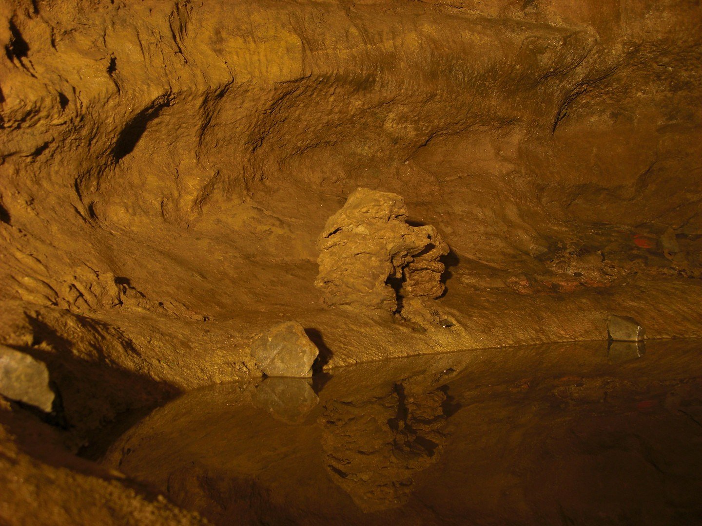 Höhle1