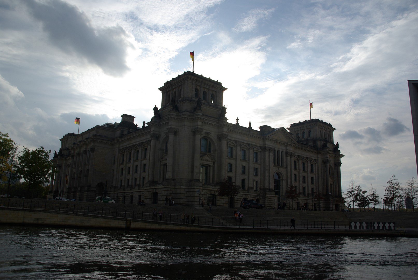 Reichstag/Bundestag im gegenlicht