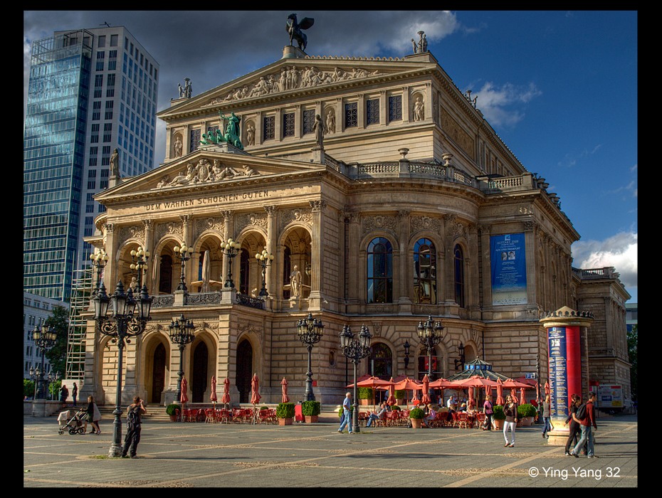 Opernhaus