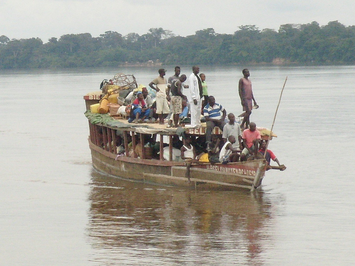 Voyage sur la baleinière (Oubangui Congo)