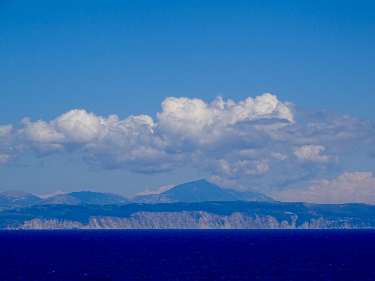 Auf der blauen Adria