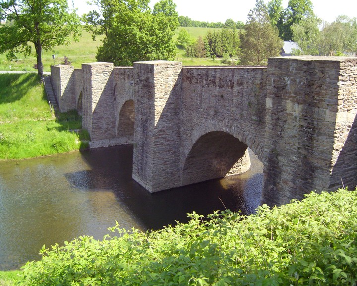 Über diese Brücke muss man einfach gehen