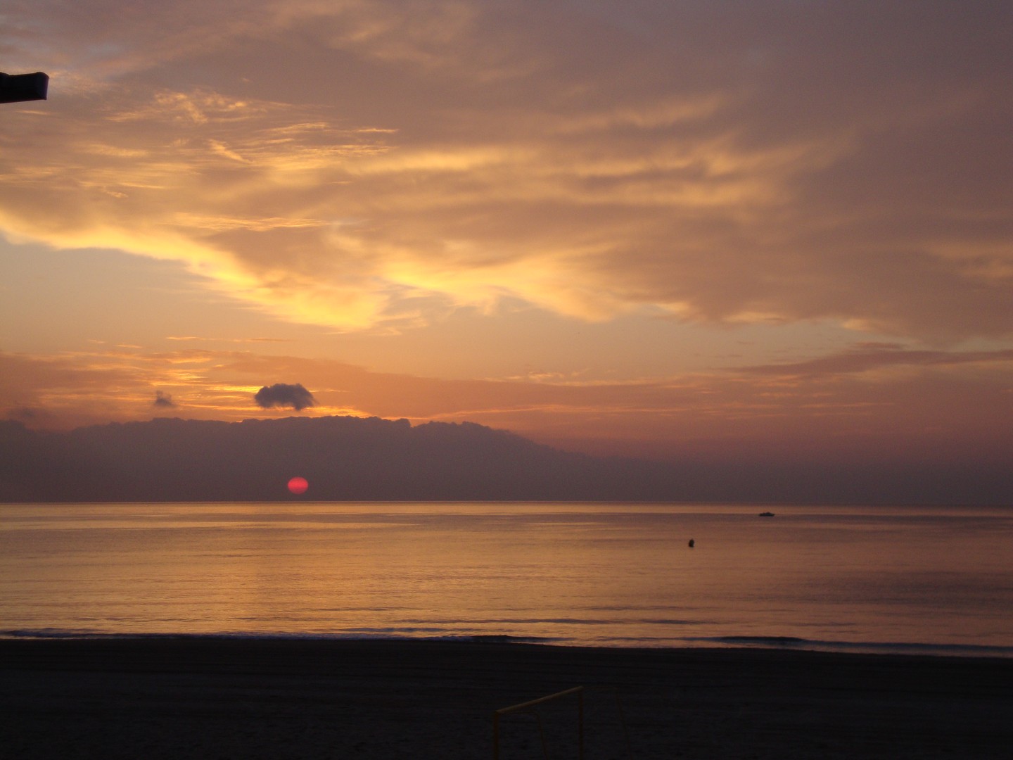 lever de soleil curieux.....