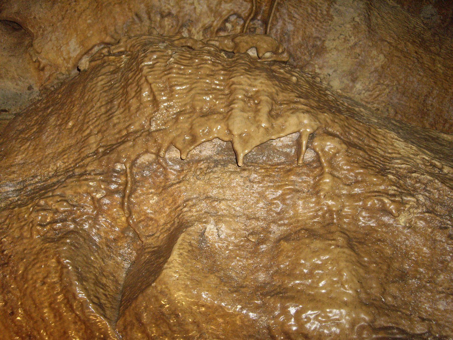 Cave formation Rockflow