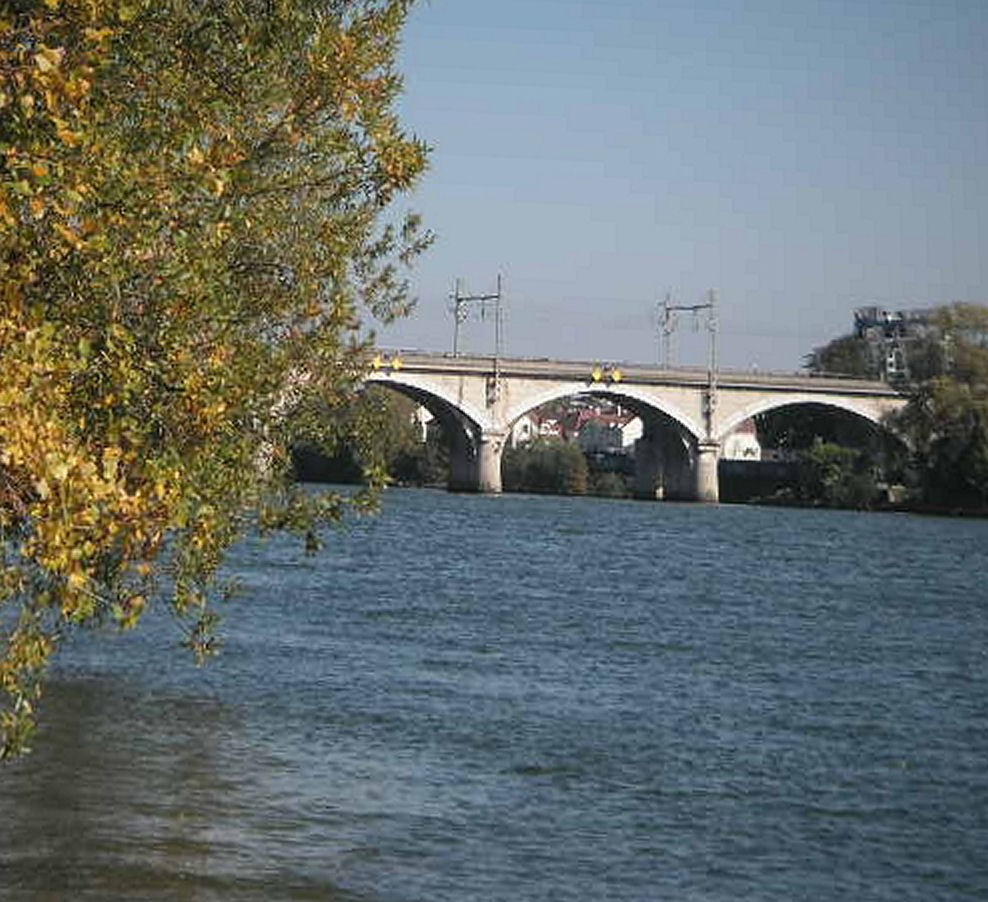 Brúcke über die Seine