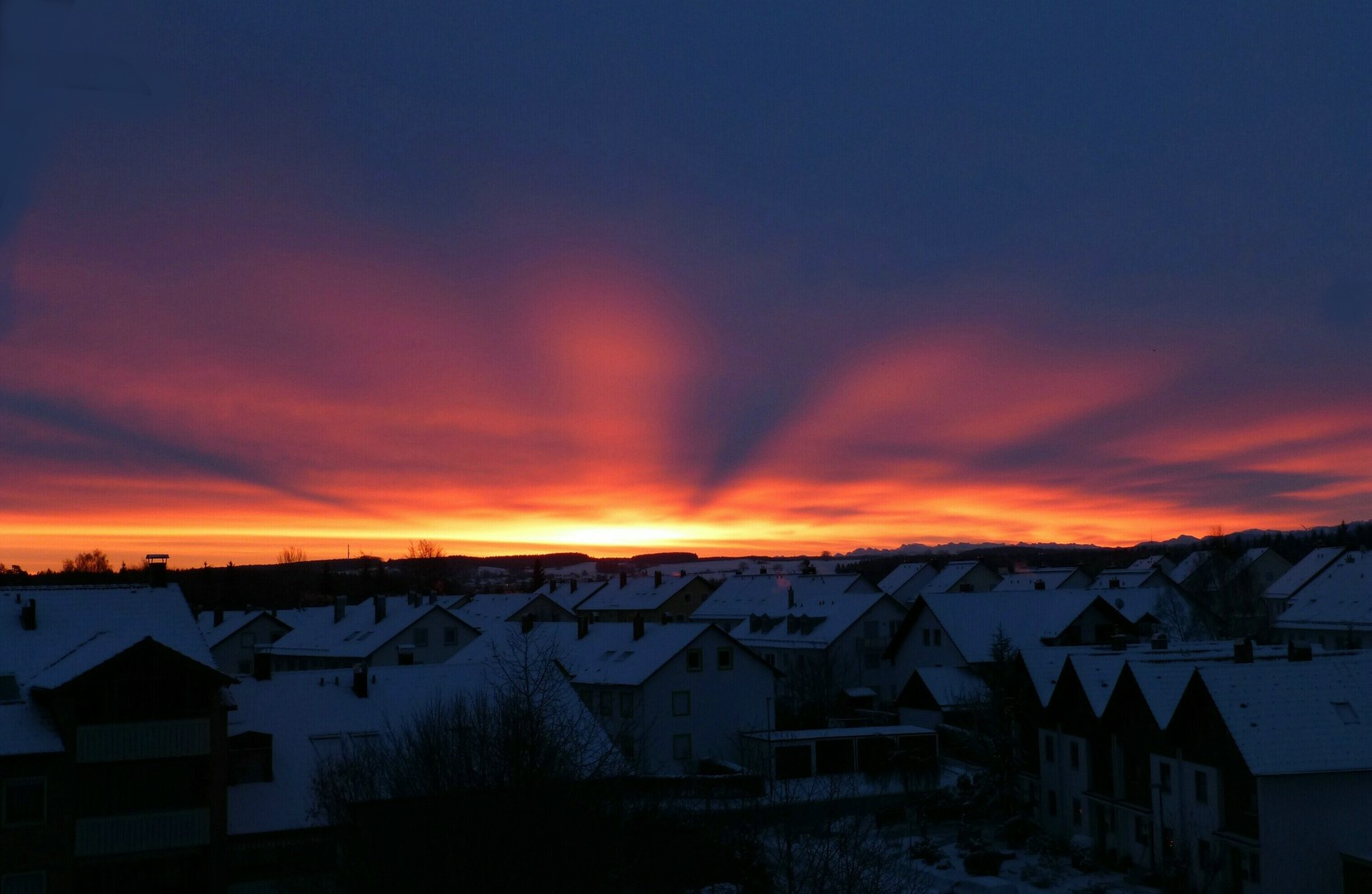 Sonnenaufgang im Winter