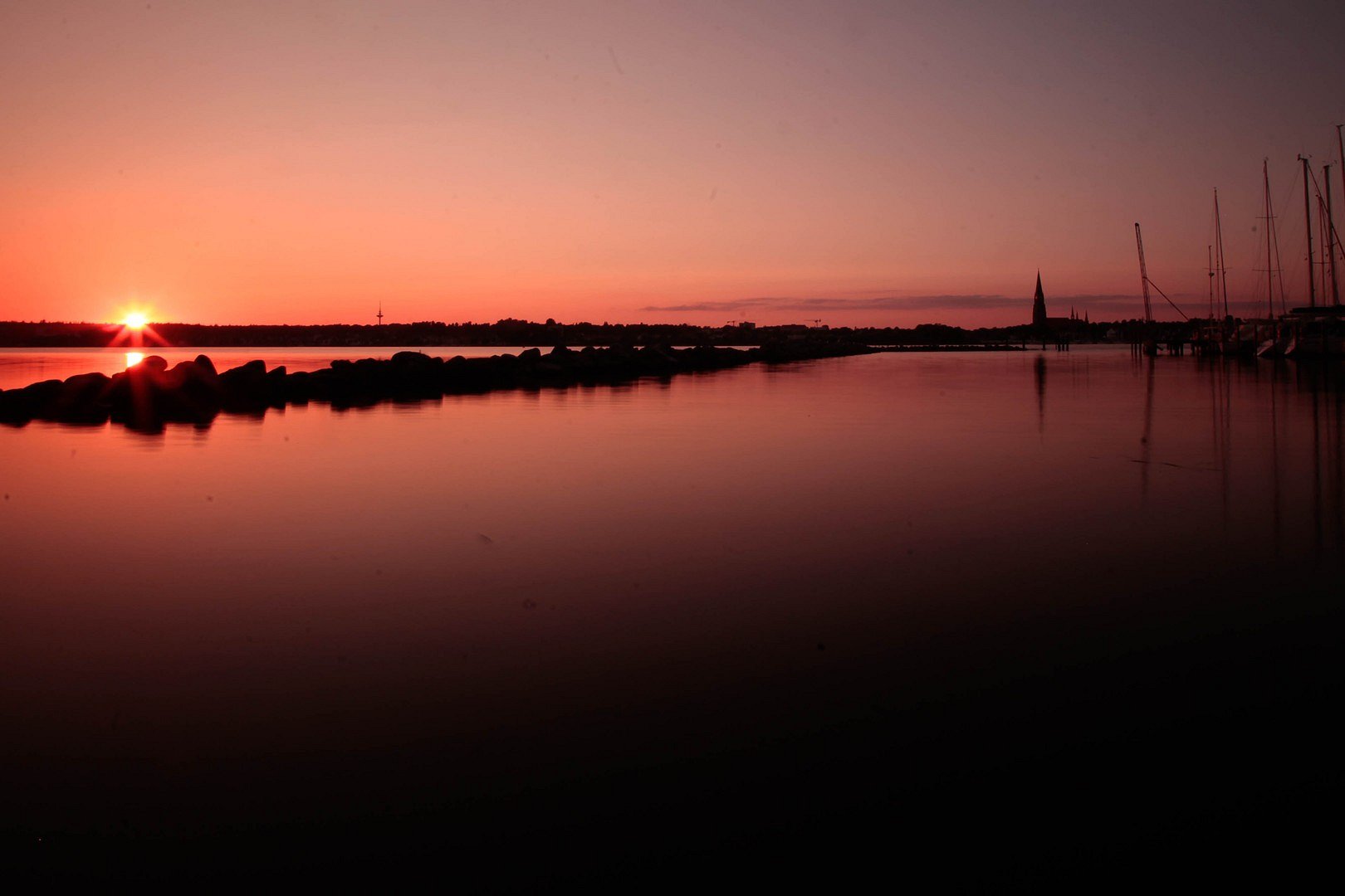 Richtung Schleswig bei Sonnenuntergang