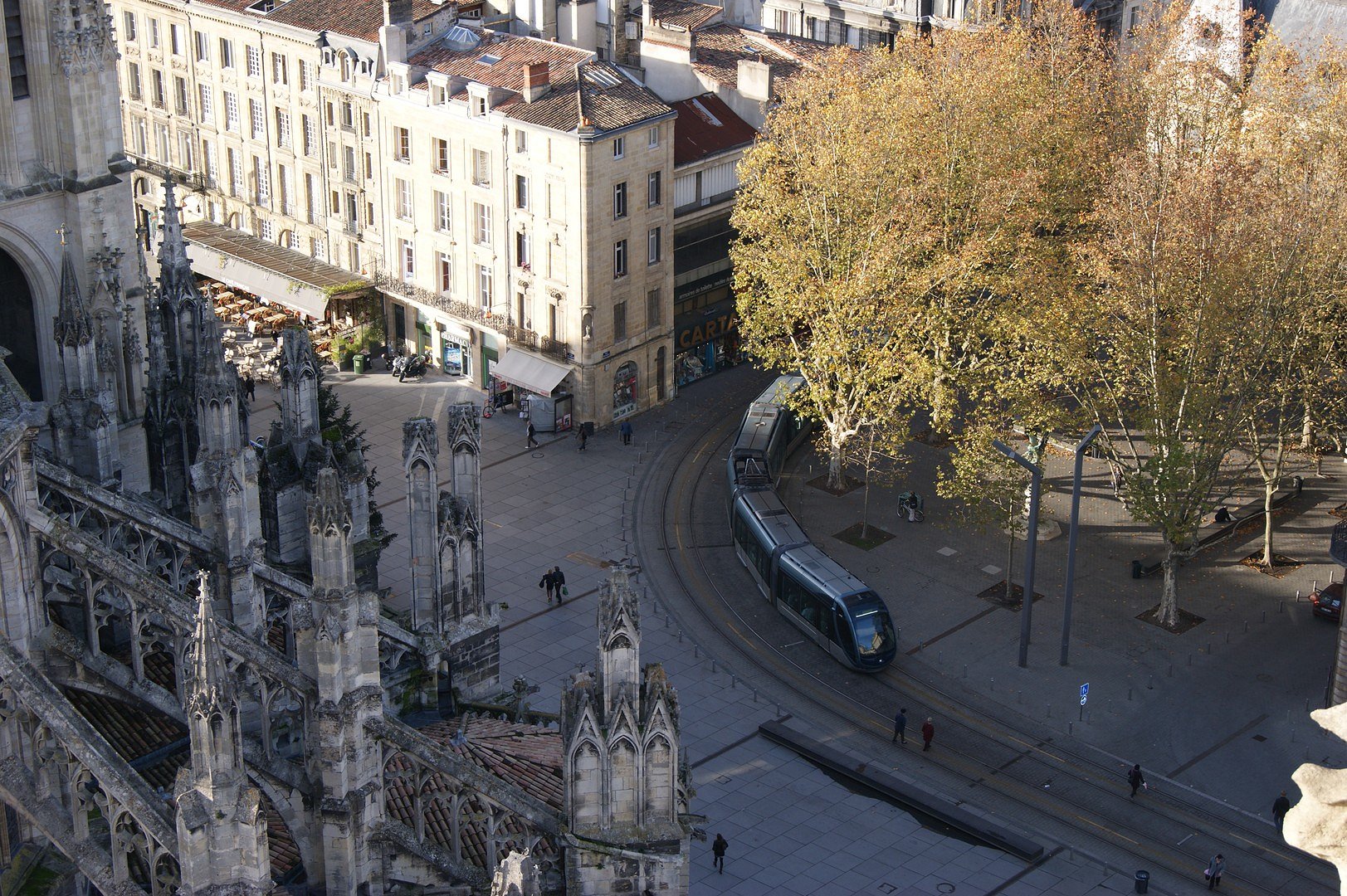 PLACE PEY- BERLAND BORDEAUX